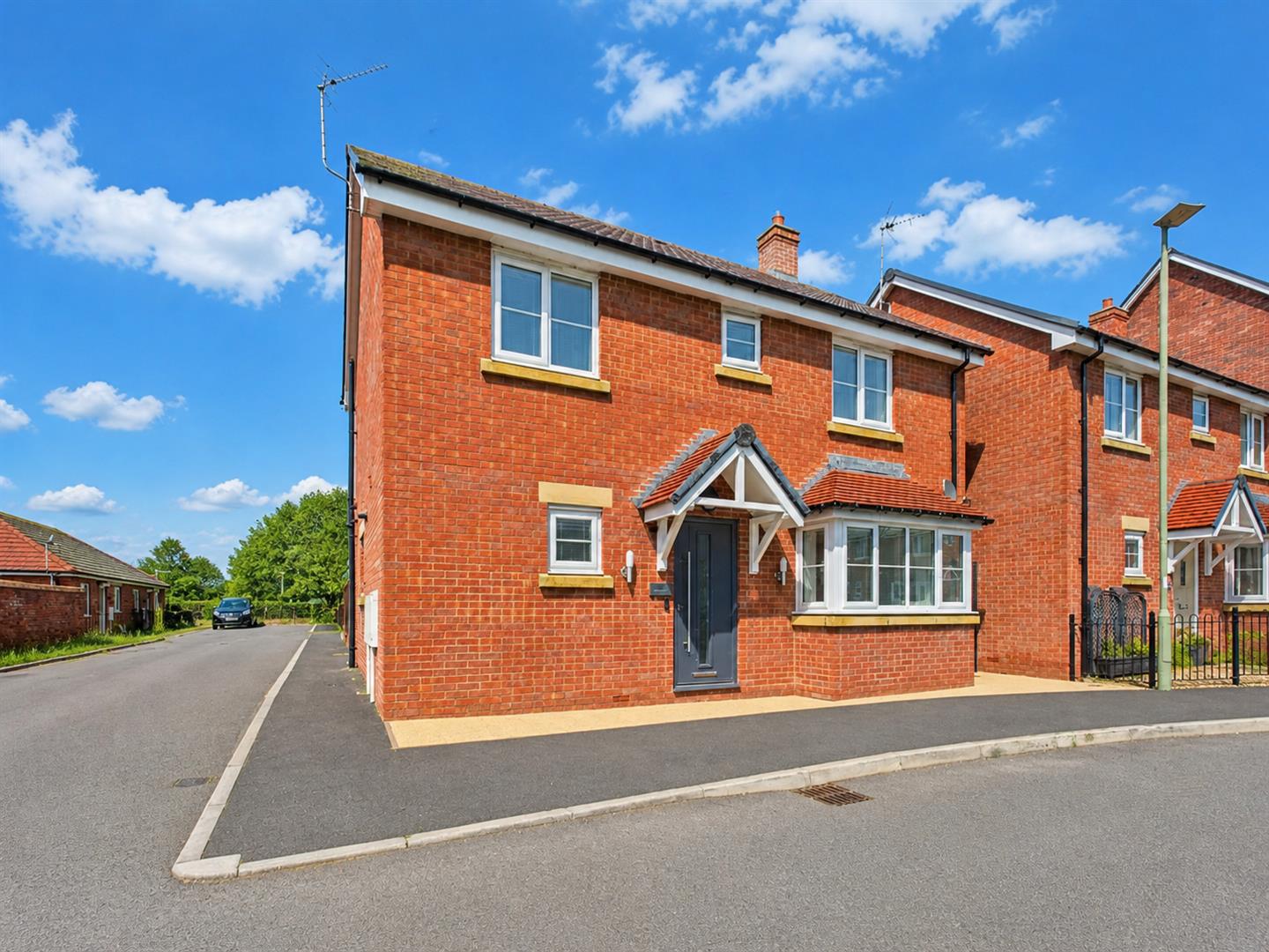 26 Hollands Drive, Oswestry, SY11 3FG SSTC